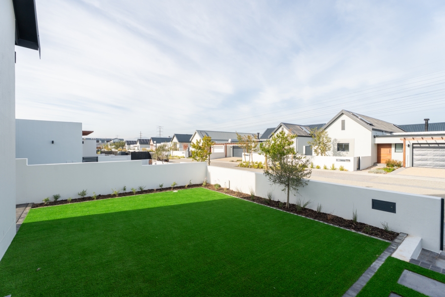 3 Bedroom Property for Sale in Sitari Country Estate Western Cape